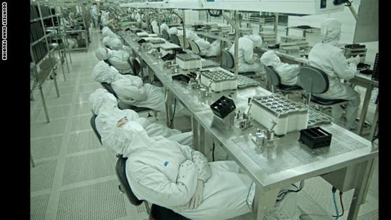 بالصور.. نظرة على الحياة التعيسة والمملة للعمال الصينيين صورة رقم 5 بالصور.. نظرة على الحياة التعيسة والمملة للعمال الصينيين صورة رقم 5