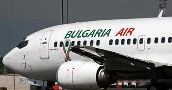  فضيحة.. اسرائيليون ينهالون على مضيفة طيران بالسب والشتائم صورة رقم 5