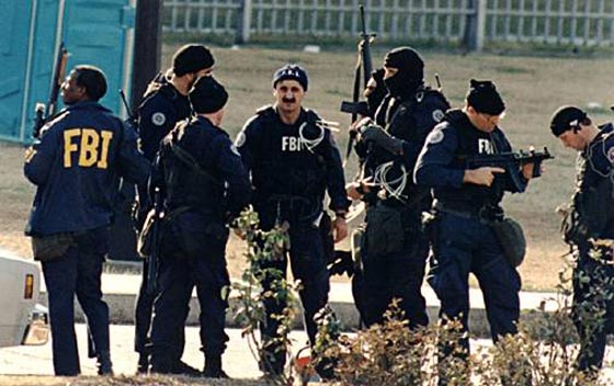 دواعش صغار.. خططوا لاغتيال اوباما واختطاف طائرة ودب الرعب في نيويورك   صورة رقم 4