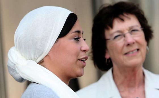 محجبة تنتصر على متجر امريكي...بتاييد قضائي صورة رقم 7