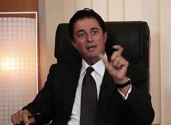 هل هي الغيرة؟ زوجة محافظ الاسكندرية ترافقه مثل ظله! صورة رقم 4