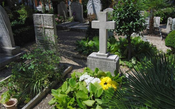 لأول مرة.. مشرّد يدفن في الفاتيكان بين الشخصيات المهمة والكهنة صورة رقم 1