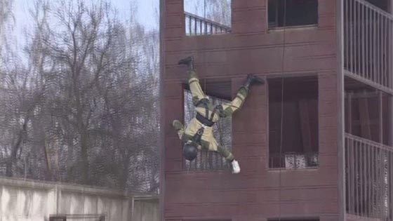 بالصور.. يوم في الوحدات الخاصة الروسية صورة رقم 3