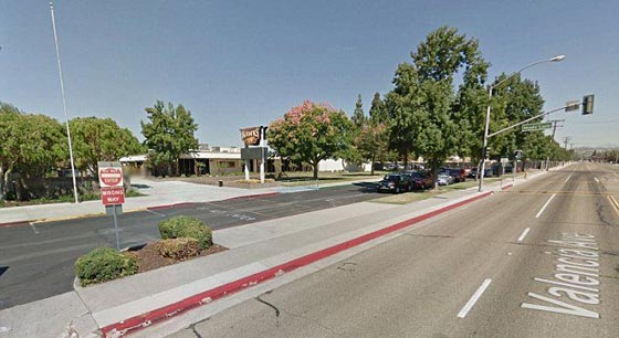  العثور على معلمة مشنوقة في صف تعليمي بكاليفورنيا صورة رقم 4