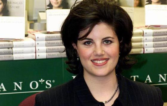 لوحة بورتريه تعيد فضيحة كلينتون مع مونيكا الى الواجهة صورة رقم 10