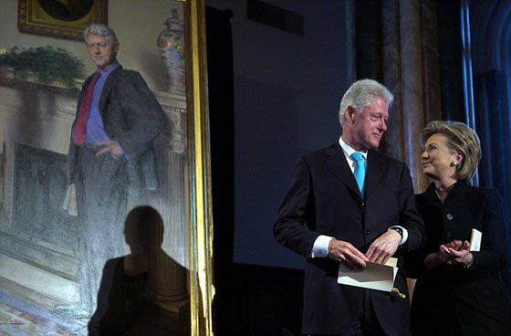 لوحة بورتريه تعيد فضيحة كلينتون مع مونيكا الى الواجهة صورة رقم 5