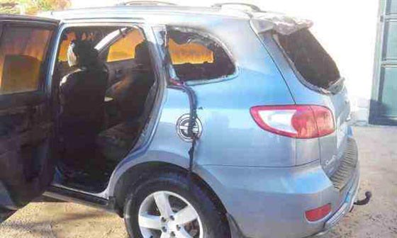 مستوطنون يهاجمون قرية فلسطينية بالنار والشعارات الحارقة صورة رقم 1