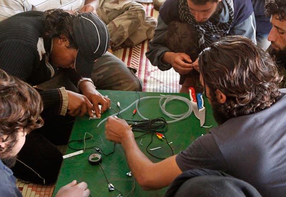 هل تعرف كيف تحصل المعارضة السورية على اسلحتها؟ صورة رقم 4 هل تعرف كيف تحصل المعارضة السورية على اسلحتها؟ صورة رقم 4