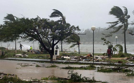  دمار هائل وستة قتلى خلفها اعصار بام في جزيرة فانواتو  صورة رقم 18