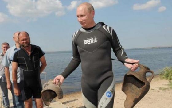 بوتين يهزم الكائنات الفضائية والجلطة الدماغية ويعود ساخرا من الشائعات صورة رقم 6