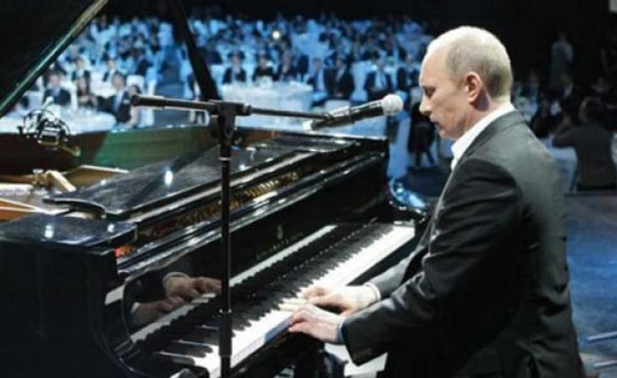 بوتين يهزم الكائنات الفضائية والجلطة الدماغية ويعود ساخرا من الشائعات صورة رقم 24