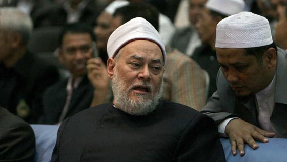 علي جمعة يصف اردوغان بانه مجرم ابن مجرم ويتهمه بالفجور صورة رقم 2