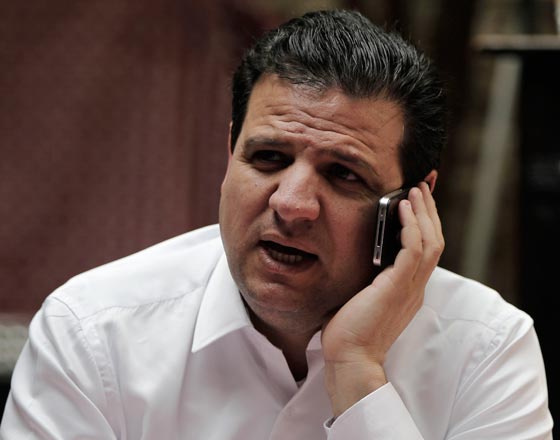 فتح صناديق الاقتراع لانتخابات الكنيست الـ 20 في اسرائيل صورة رقم 11