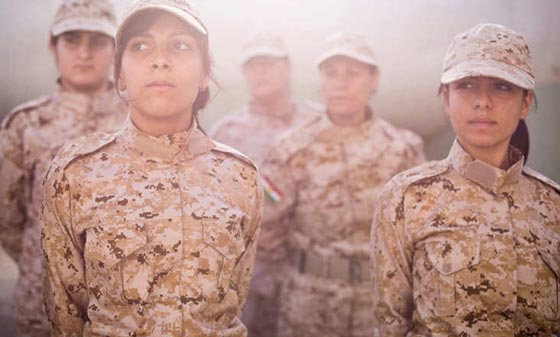 جولة مصورة في صفوف مقاتلات البشمرغة ضد داعش صورة رقم 1