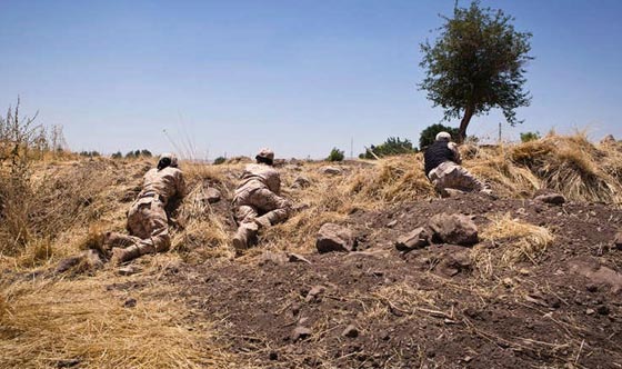 جولة مصورة في صفوف مقاتلات البشمرغة ضد داعش صورة رقم 2