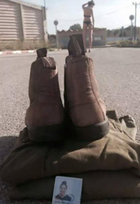 صورة مجندة اسرائيلية منزوعة تثير عالم النت ولا تقعده صورة رقم 1 صورة مجندة اسرائيلية منزوعة تثير عالم النت ولا تقعده صورة رقم 1