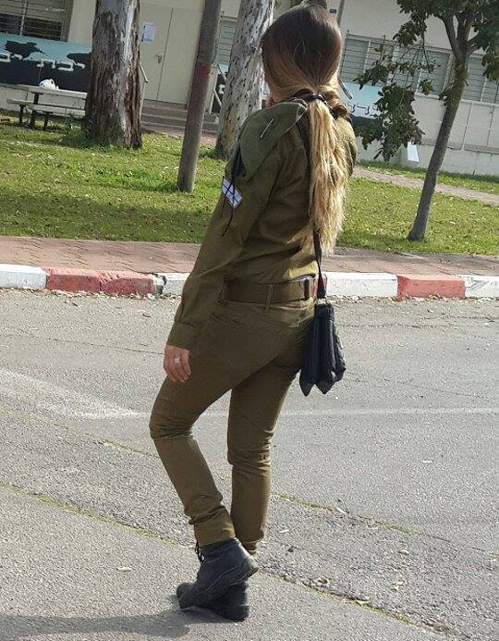 صورة مجندة اسرائيلية منزوعة تثير عالم النت ولا تقعده صورة رقم 8 صورة مجندة اسرائيلية منزوعة تثير عالم النت ولا تقعده صورة رقم 8