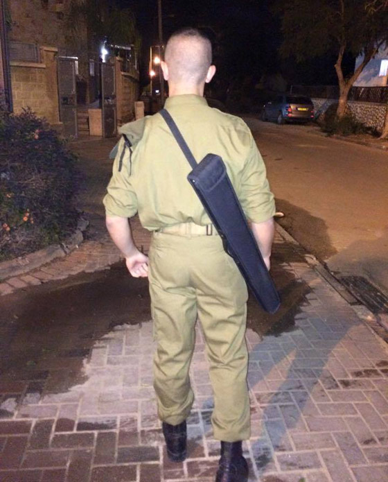 صورة مجندة اسرائيلية منزوعة تثير عالم النت ولا تقعده صورة رقم 11 صورة مجندة اسرائيلية منزوعة تثير عالم النت ولا تقعده صورة رقم 11