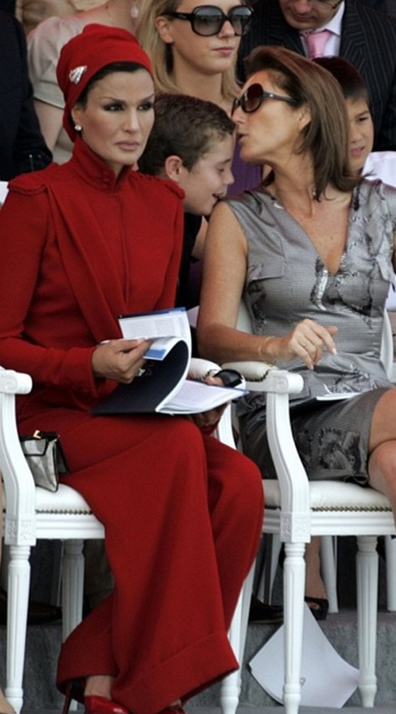 قطريون يتساءلون.. هل ماتت والدة اميرهم الشيخة موزة؟ صورة رقم 7 قطريون يتساءلون.. هل ماتت والدة اميرهم الشيخة موزة؟ صورة رقم 7