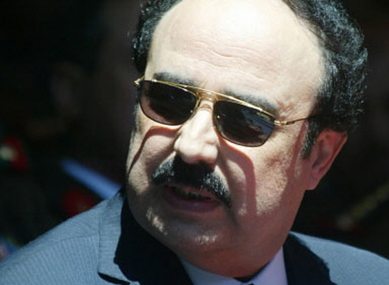 الأسد يتخلص من أبرز قادة فروعه الامنية باقالة احدهم وقتل الآخر صورة رقم 4 الأسد يتخلص من أبرز قادة فروعه الامنية باقالة احدهم وقتل الآخر صورة رقم 4