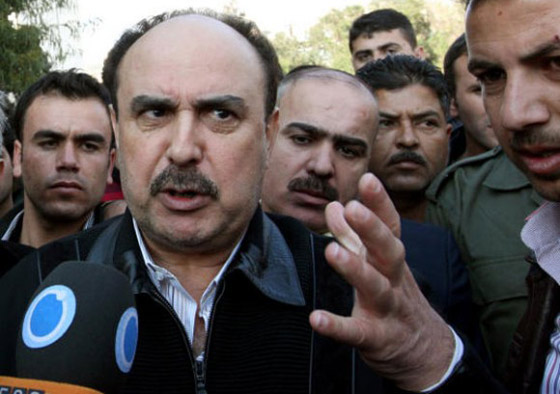 الأسد يتخلص من أبرز قادة فروعه الامنية باقالة احدهم وقتل الآخر صورة رقم 1 الأسد يتخلص من أبرز قادة فروعه الامنية باقالة احدهم وقتل الآخر صورة رقم 1