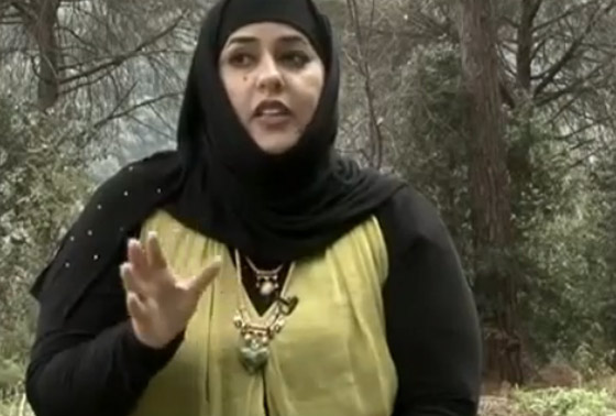 بالفيديو.. كويتية تطلب 20 مليون دولار لكي تستحضر ملك الجن الى الاستوديو صورة رقم 2 بالفيديو.. كويتية تطلب 20 مليون دولار لكي تستحضر ملك الجن الى الاستوديو صورة رقم 2