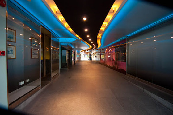 الموت يغيب ايقونة سنغافورة ومؤسسها وعاشق شوارعها النظيفة صورة رقم 30