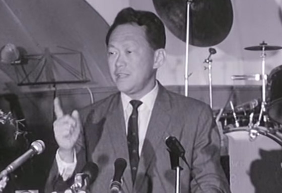 الموت يغيب ايقونة سنغافورة ومؤسسها وعاشق شوارعها النظيفة صورة رقم 8