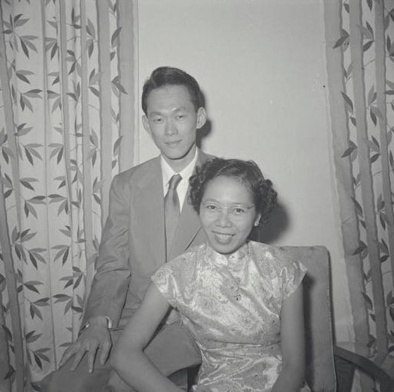 الموت يغيب ايقونة سنغافورة ومؤسسها وعاشق شوارعها النظيفة صورة رقم 13