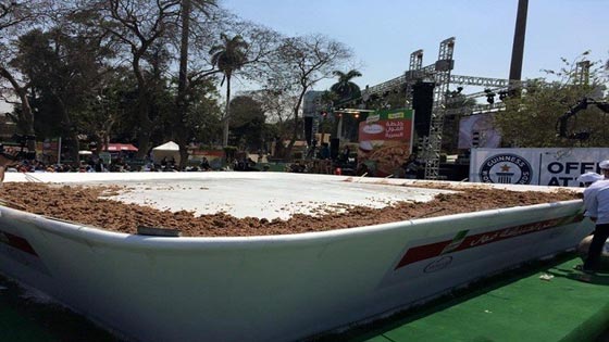 مصر تدخل موسوعة الارقام القياسية باكبر طبق فول في العالم صورة رقم 1 مصر تدخل موسوعة الارقام القياسية باكبر طبق فول في العالم صورة رقم 1