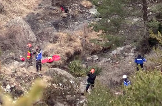 حبا بالله إفتح الباب.. هذه آخر كلمات سجلها الطيار قبل الصراخ وتحطم الالمانية صورة رقم 7