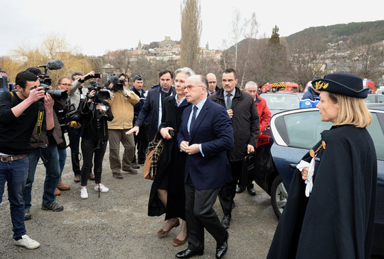 حبا بالله إفتح الباب.. هذه آخر كلمات سجلها الطيار قبل الصراخ وتحطم الالمانية صورة رقم 9