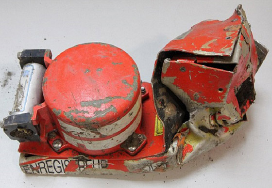 حبا بالله إفتح الباب.. هذه آخر كلمات سجلها الطيار قبل الصراخ وتحطم الالمانية صورة رقم 2