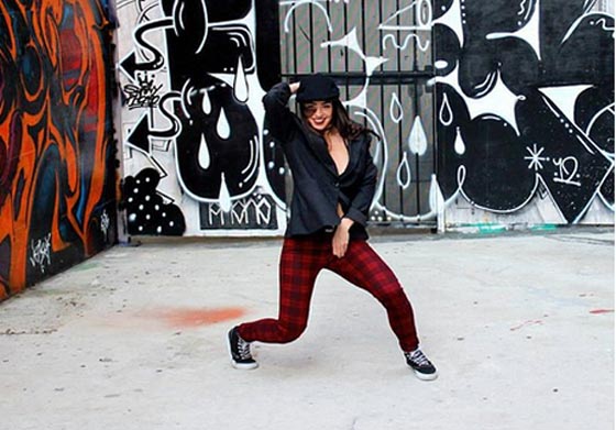 لهذا السبب تحولت عاهة راقصة استعراضية الى مصدر فخر واعتزاز.. صورة رقم 9 لهذا السبب تحولت عاهة راقصة استعراضية الى مصدر فخر واعتزاز.. صورة رقم 9