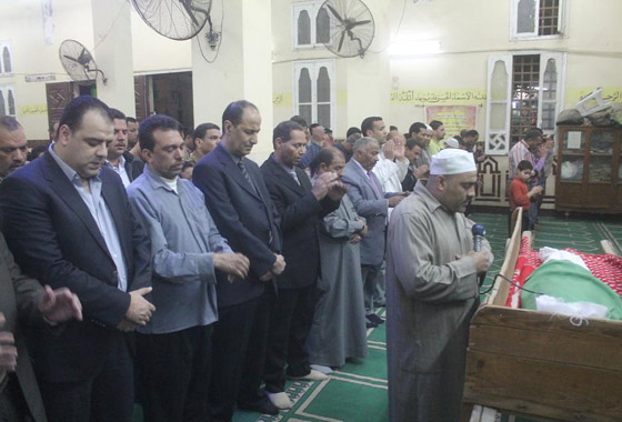 كارثة في الفيوم.. قنبلة تنفجر بين يدي طالبة اعتقدت انها لعبة صورة رقم 3 كارثة في الفيوم.. قنبلة تنفجر بين يدي طالبة اعتقدت انها لعبة صورة رقم 3