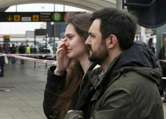 الطائرة الالمانية المنكوبة ختمت حياة العروسان محمد واسماء صورة رقم 3 الطائرة الالمانية المنكوبة ختمت حياة العروسان محمد واسماء صورة رقم 3