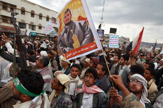 اليوم الثاني لعاصفة الحزم.. انفجارات تهز صنعاء ومعارك في عدن صورة رقم 36 اليوم الثاني لعاصفة الحزم.. انفجارات تهز صنعاء ومعارك في عدن صورة رقم 36