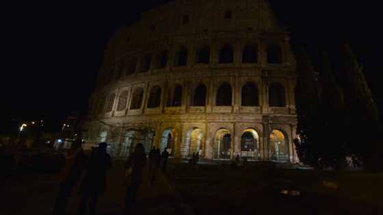 اطفاء الانوار من سيدني الى نيويورك بمبادرة مناخية من ساعة الارض صورة رقم 9 اطفاء الانوار من سيدني الى نيويورك بمبادرة مناخية من ساعة الارض صورة رقم 9