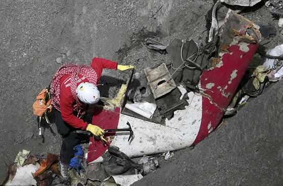 تقنية التحكم بقمرة القيادة بشكل آلي تمنع تكرار حادثة الطائرة الألمانية صورة رقم 1