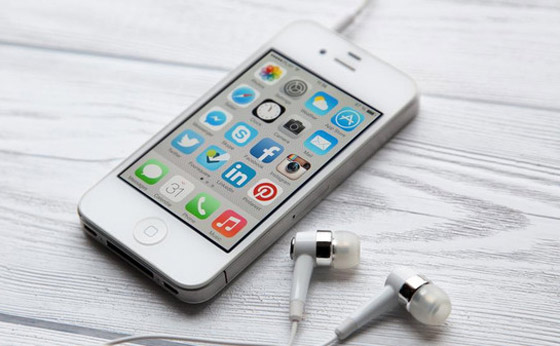 في عيد الام.. فتاة حاولت تسميم امها بسبب آيفون! صورة رقم 1 في عيد الام.. فتاة حاولت تسميم امها بسبب آيفون! صورة رقم 1