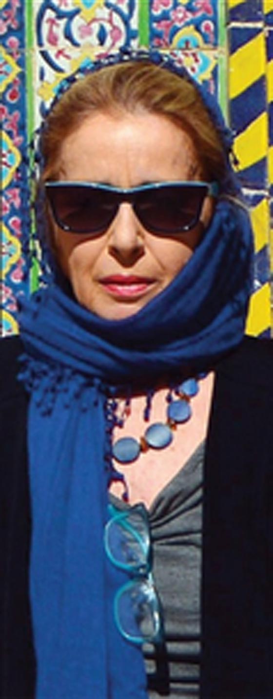 صحفية اسرائيلية تقتحم عرين آيات الله.. وتتجول في بلاده صورة رقم 6