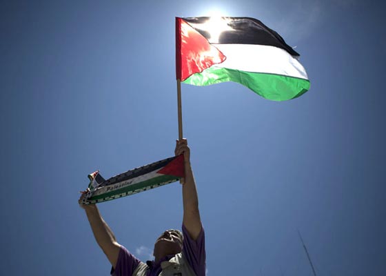 ابتداء من اليوم.. بامكان الفلسطينيين ملاحقة مجرمي الحرب الاسرائيليين قانونيا  صورة رقم 7