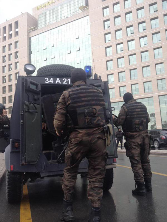 مصرع قاض تركي بعد احتجاز منظمة ارهابية له صورة رقم 8