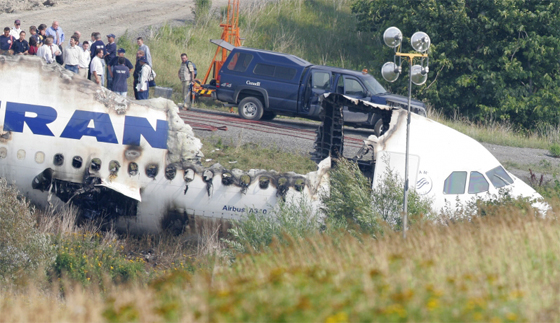 هل تعرف باي كلمة صرخ ركاب الالمانية قبل تحطمها؟ صورة رقم 1