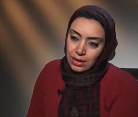 رجل يتاجر بصور زوجته المنزوعة عبر الانترنت!! صورة رقم 1