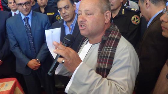  مسلمون يتبرعون لبناء كنيسة الشهداء المصريين الذين قتلوا في ليبيا صورة رقم 11