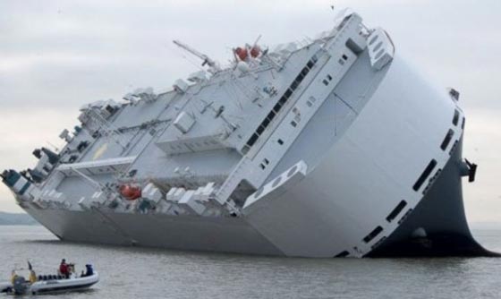 المحيط الهادي يبتلع سفينة صيد روسية ويختطف ارواح 54 من بحارتها صورة رقم 2