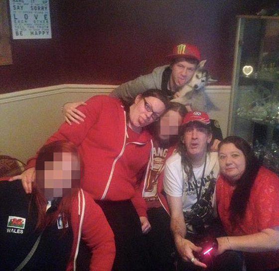 صور مدمن عاطل عن العمل انجب 40 طفلًا من 20 امرأة ويريد المزيد صورة رقم 3