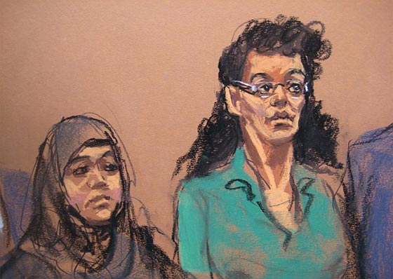 محاكمة امرأتين بتهمة التخطيط لتفجيرات ارهابية في نيويورك صورة رقم 1 محاكمة امرأتين بتهمة التخطيط لتفجيرات ارهابية في نيويورك صورة رقم 1