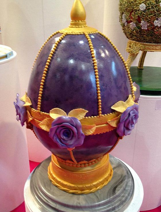 صور اجمل كيك بيض عيد الفصح مستوحى من مجوهرات فابرجيه صورة رقم 14 صور اجمل كيك بيض عيد الفصح مستوحى من مجوهرات فابرجيه صورة رقم 14
